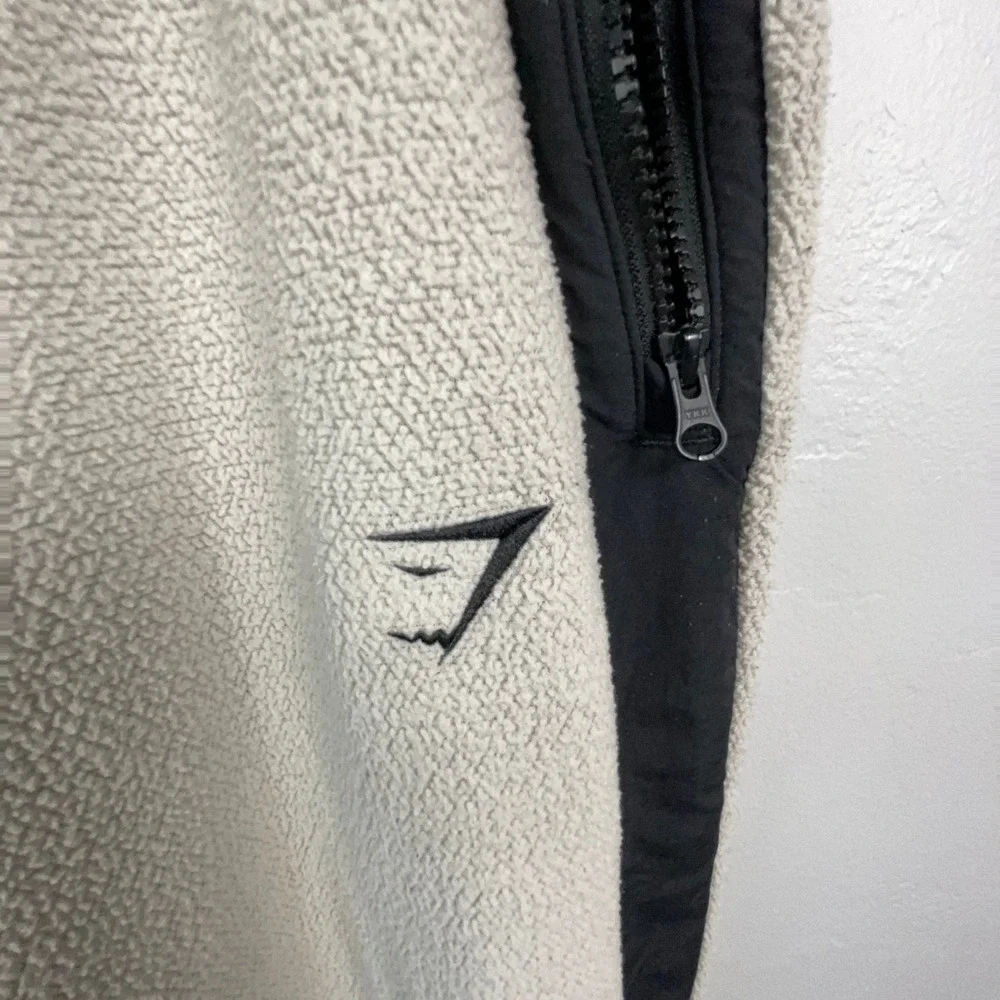 Gymshark Pants Mens S White Black Fleece Joggers Sherpa Mesh Lined Gym Athletic
